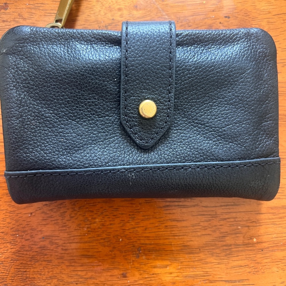 Fossil Lainie Multifunction Black Pebbled Leather Wallet - Picture 2 of 8